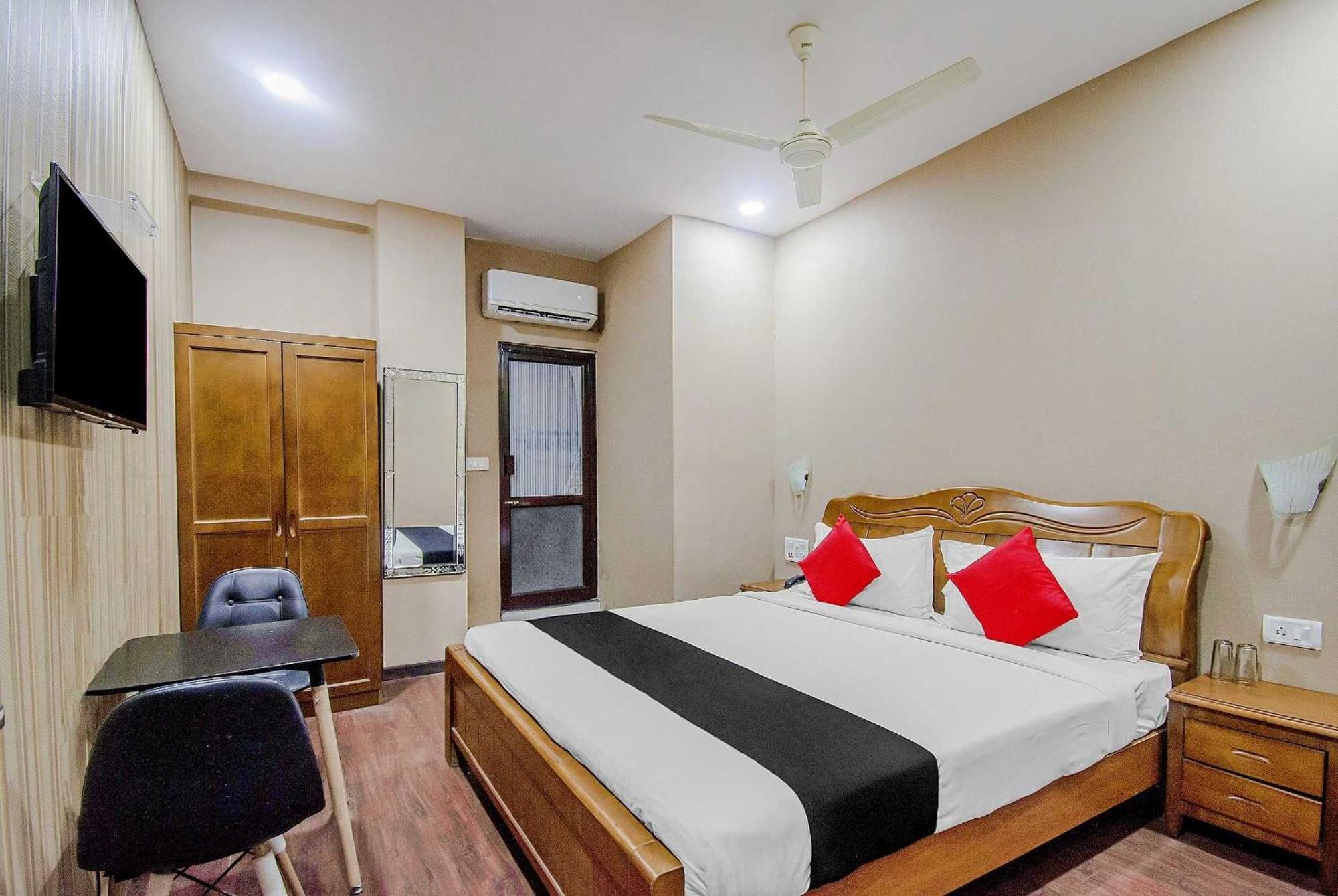 Collection O Mg Guest House Καλκούτα Εξωτερικό φωτογραφία