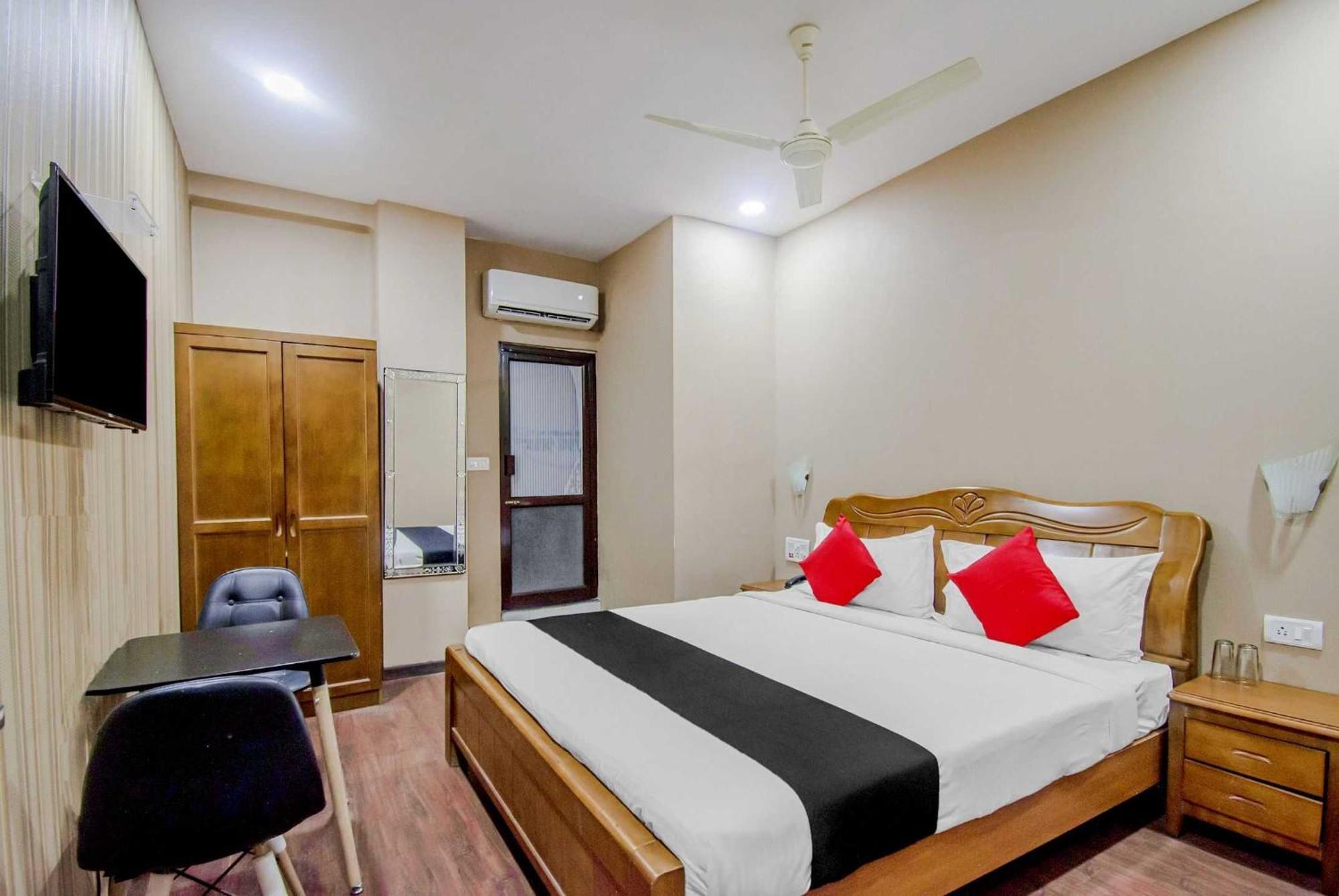 Collection O Mg Guest House Καλκούτα Εξωτερικό φωτογραφία